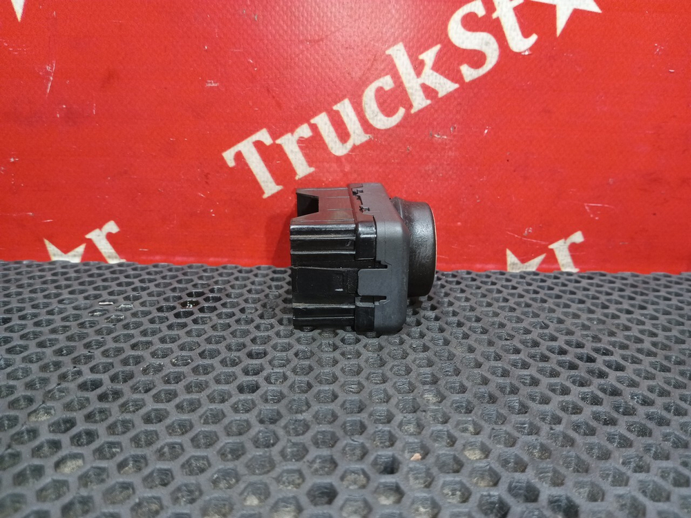 Блок управления внутренним освещением 2019г