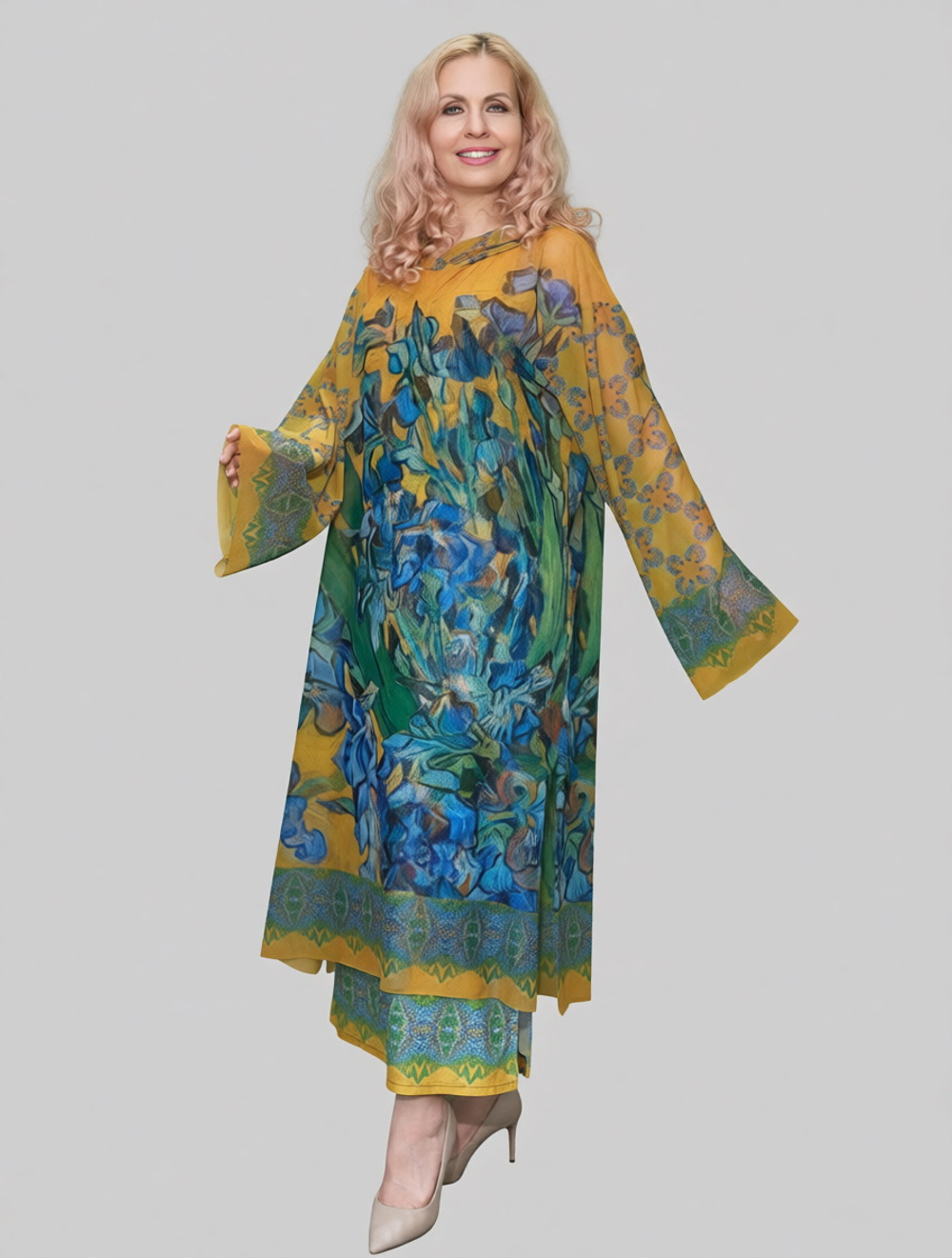Полупрозрачное платье-туника с капюшоном «Ирисы», принт по мотивам картины Ван Гога "Ваза с ирисами на жёлтом фоне"