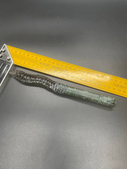 Нож из обсидиана с рукоятью из змеевика коллекционный с гравировкой змеи 23 см