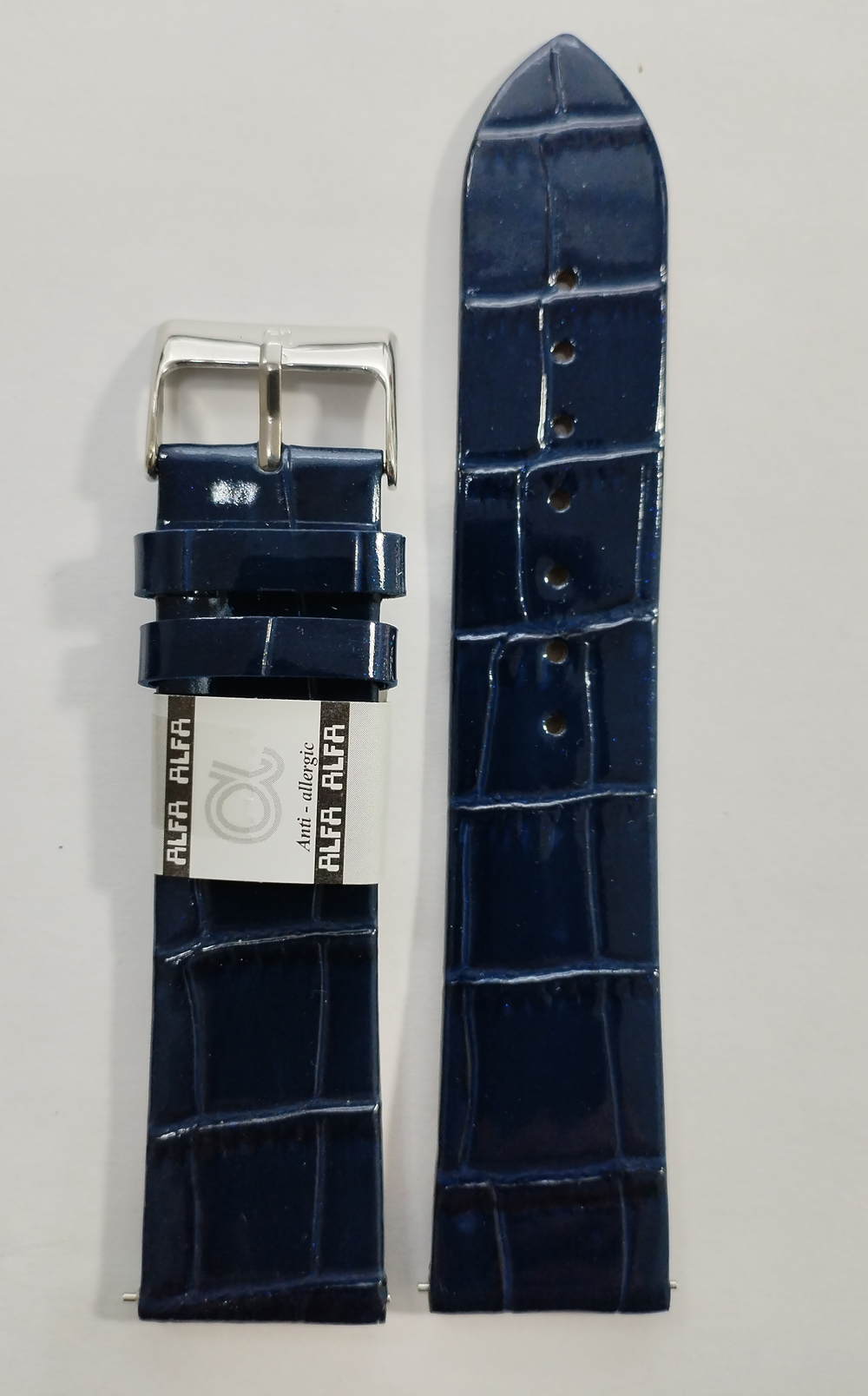 22 мм. Ремень из натуральной кожи. Лаковый крокодил.