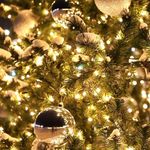 Светодинамическая елка каркасная - встроенная гирлянда: теплый свет - "Уральская" - высота от 4 до 30 м