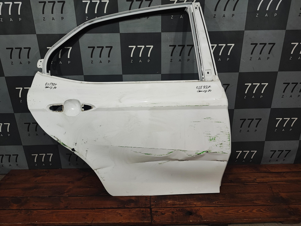 Дверь задняя правая Toyota Camry (XV70) 17-22 Б/У Оригинал 6700306330