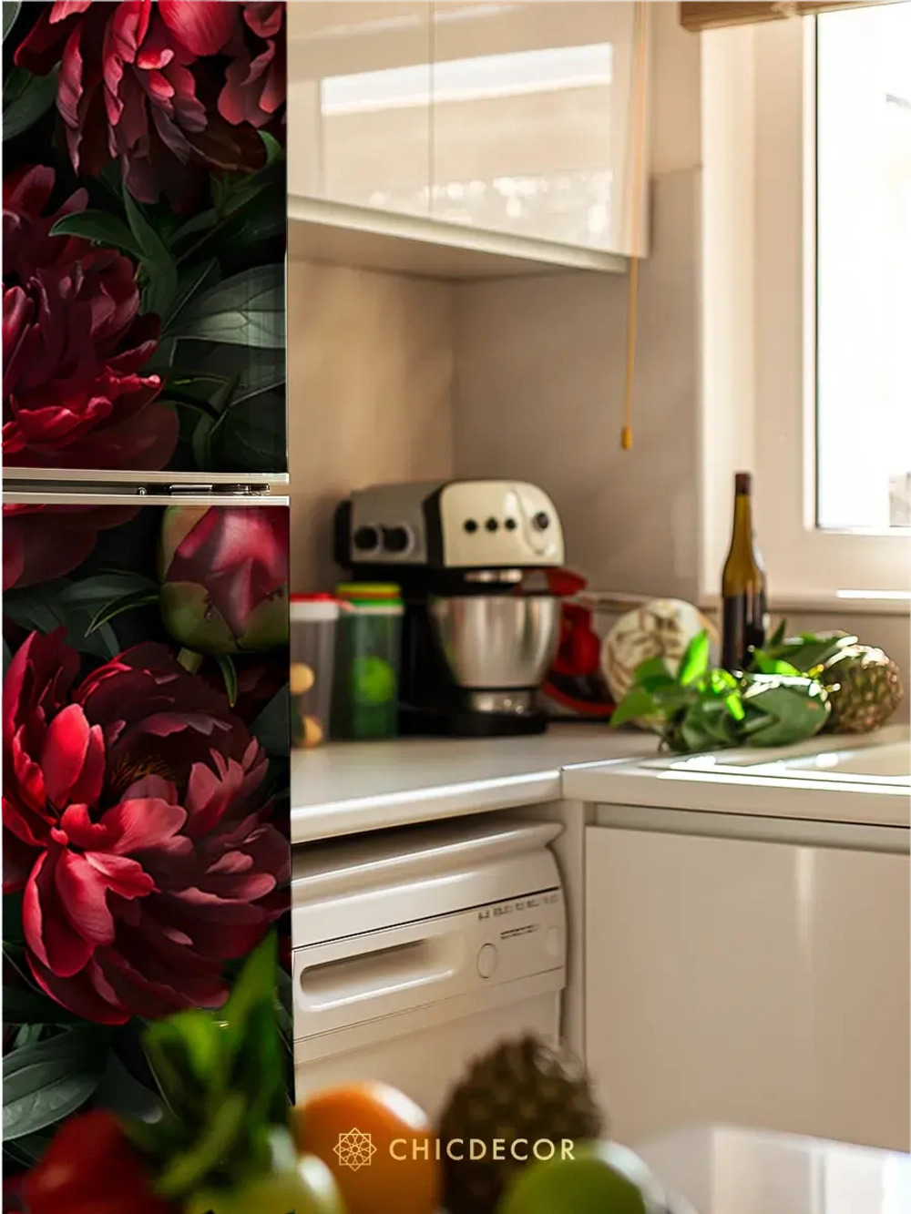 Наклейка интерьерная на холодильник Пионы темные