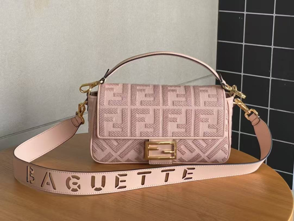 Сумка Fendi