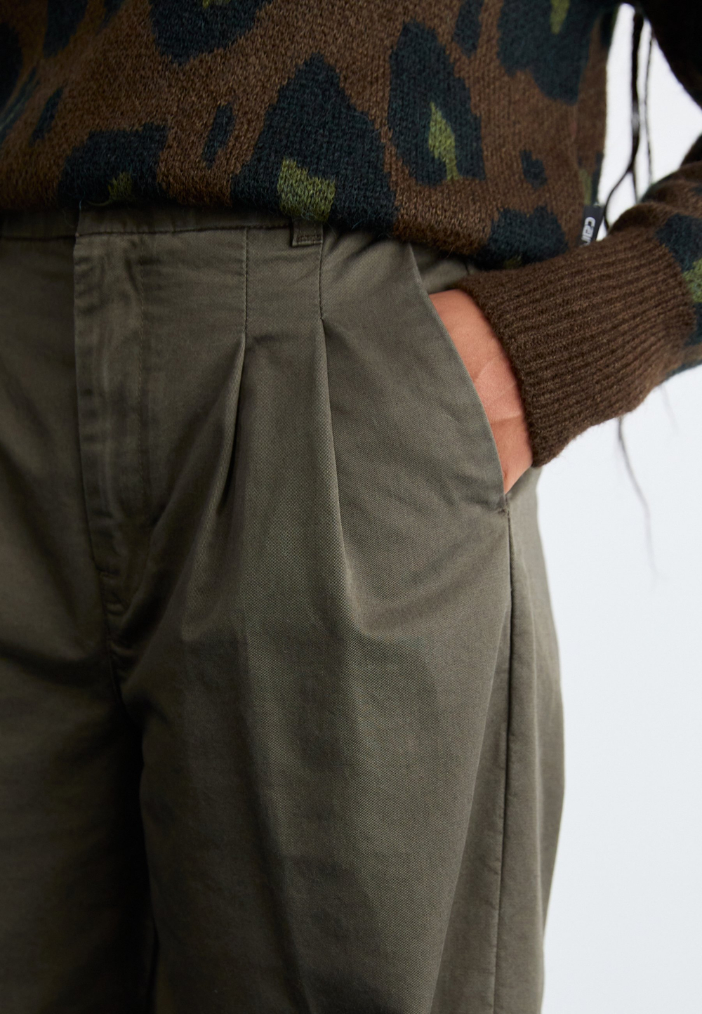 Carhartt WIP LEOLA - Тканевые брюки - Серый