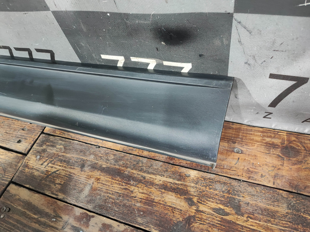 Накладка двери задней левой Mazda CX-5 2 (KF) 17-нв Б/У Оригинал KB7W51RD1