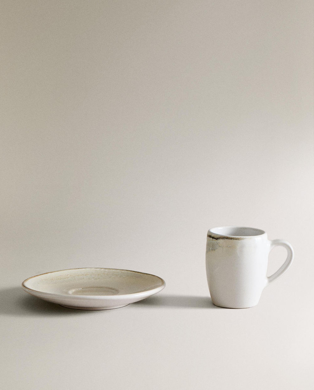 Zara Home чайная пара из каменной керамики, цвет бежевый, 13 см