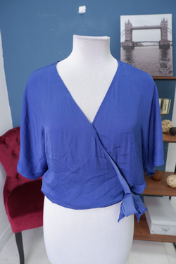 Блузка Etam атласная 46 размер