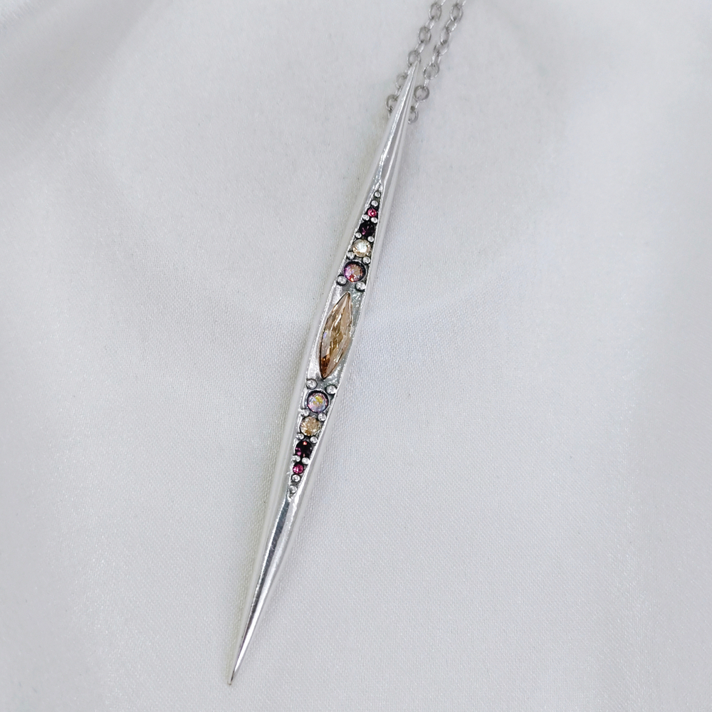 "Бену" кулон в серебряном покрытии из коллекции "Тату" от Jenavi  с замком карабин