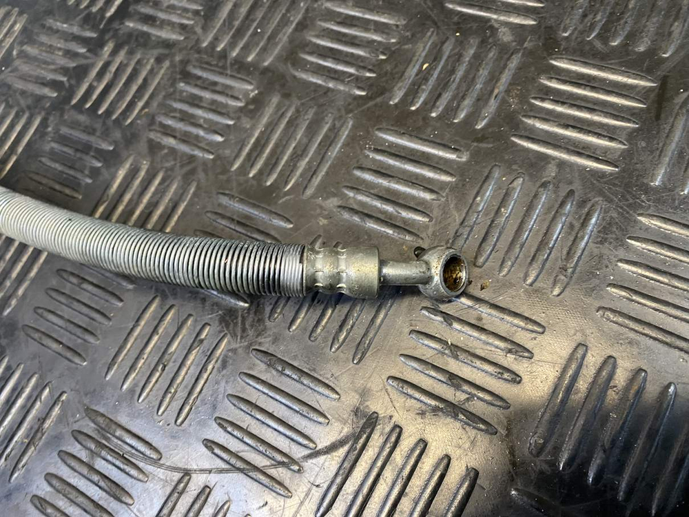 Трубка сцепления Suzuki Intruder VS750 VR51A