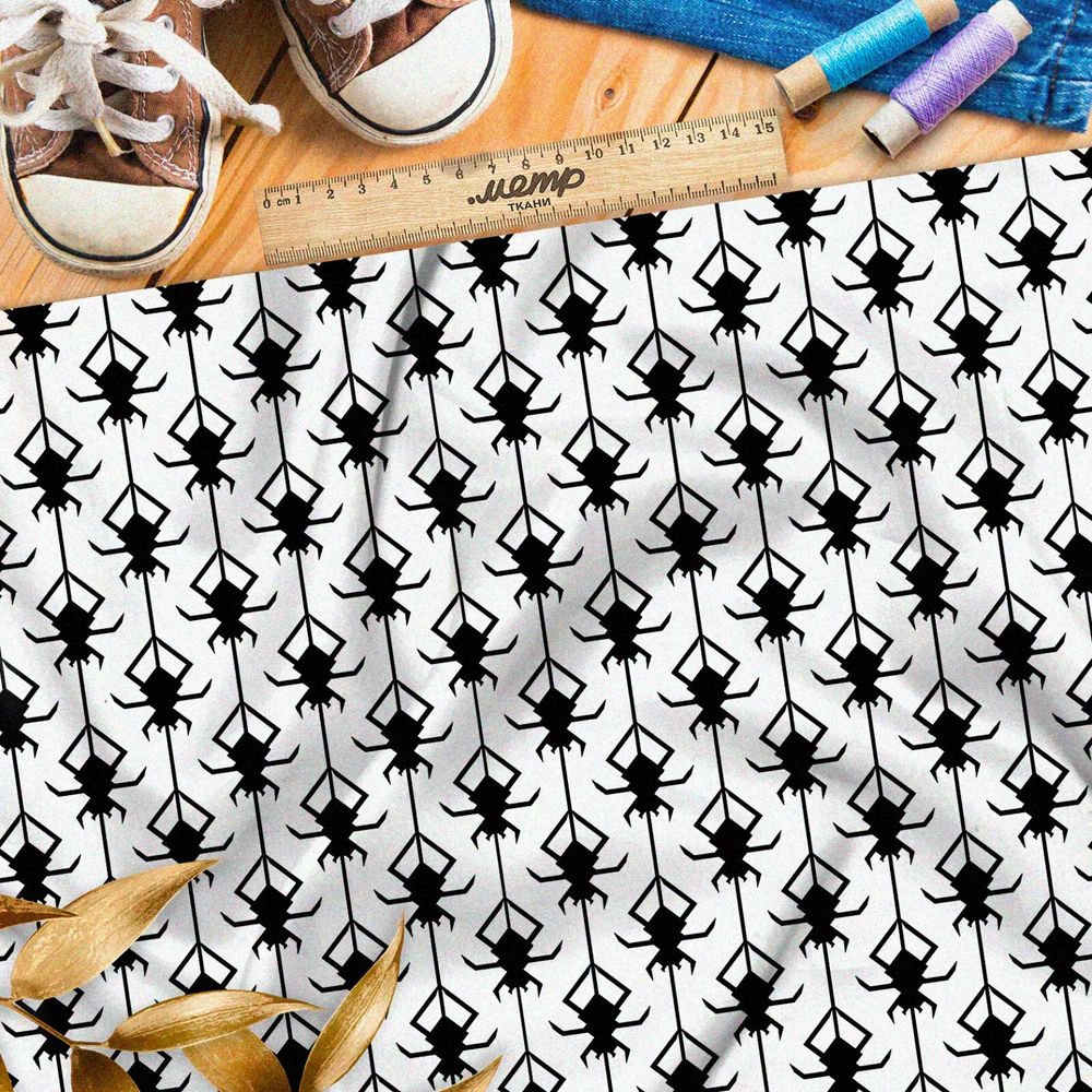 Ткань бязь чёрные пауки на бежевом фоне