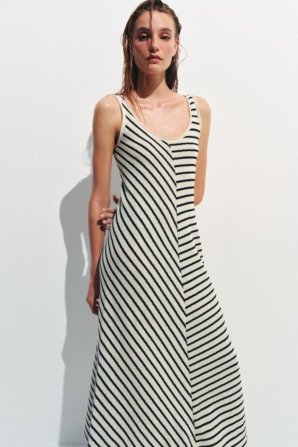 ZARA ДЛИННОЕ ПЛАТЬЕ В ПОЛОСКУ, ПОЛОСКИ
