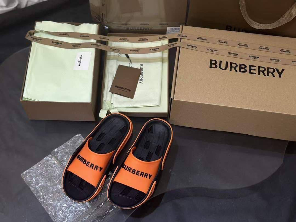 Шлёпанцы Burberry, арт. 703964
