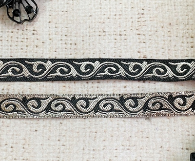 Лента жаккардовая, ш. 2 см.