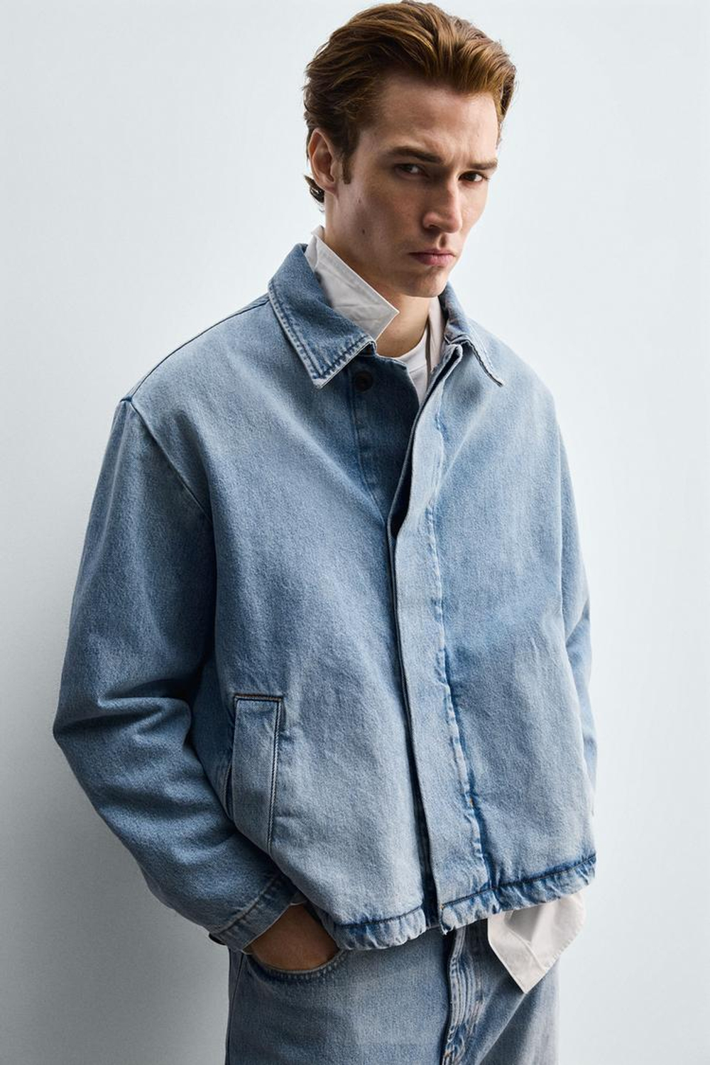 ZARA ДЖИНСОВАЯ КУРТКА С ЭФФЕКТОМ ПОТЕРТОСТИ, СИНИЙ