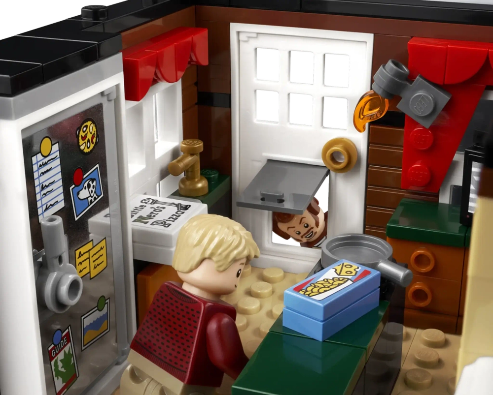 Конструктор LEGO Ideas 21330 Один дома