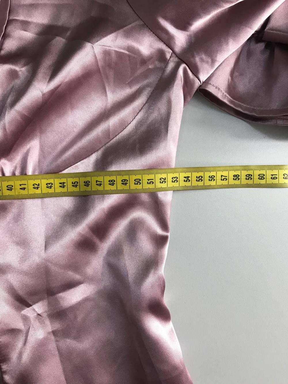 Блузка Van Der Elst атласная, визуально на 48 размер