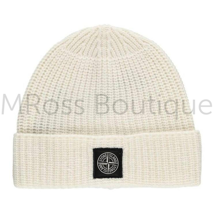 Шапка молочного цвета Stone Island