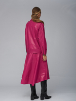 Женская кожаная куртка-косуха цвета фуксия