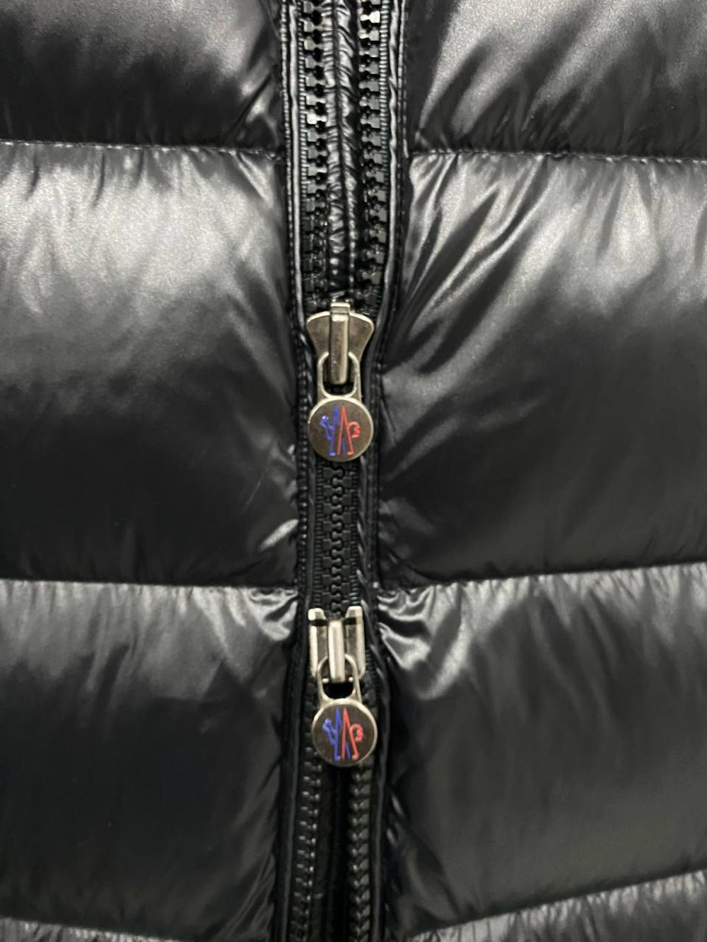 Пуховик Moncler