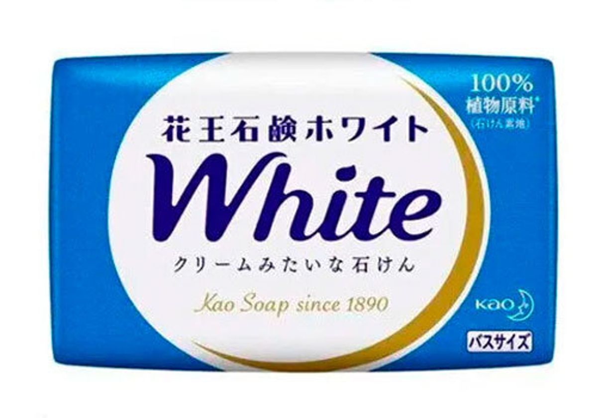 Туалетное мыло KAO "White" увлажняющее с ароматом цветов, 130г