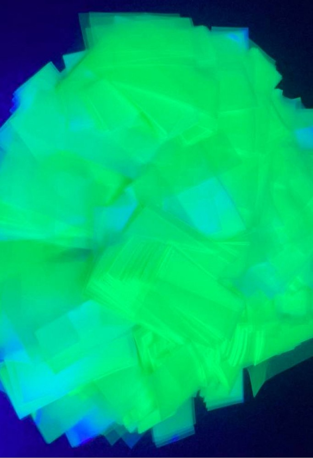 Конфетти ЛАЙМ НЕОНОВОЕ 1 кг, Пэт 20х50мм