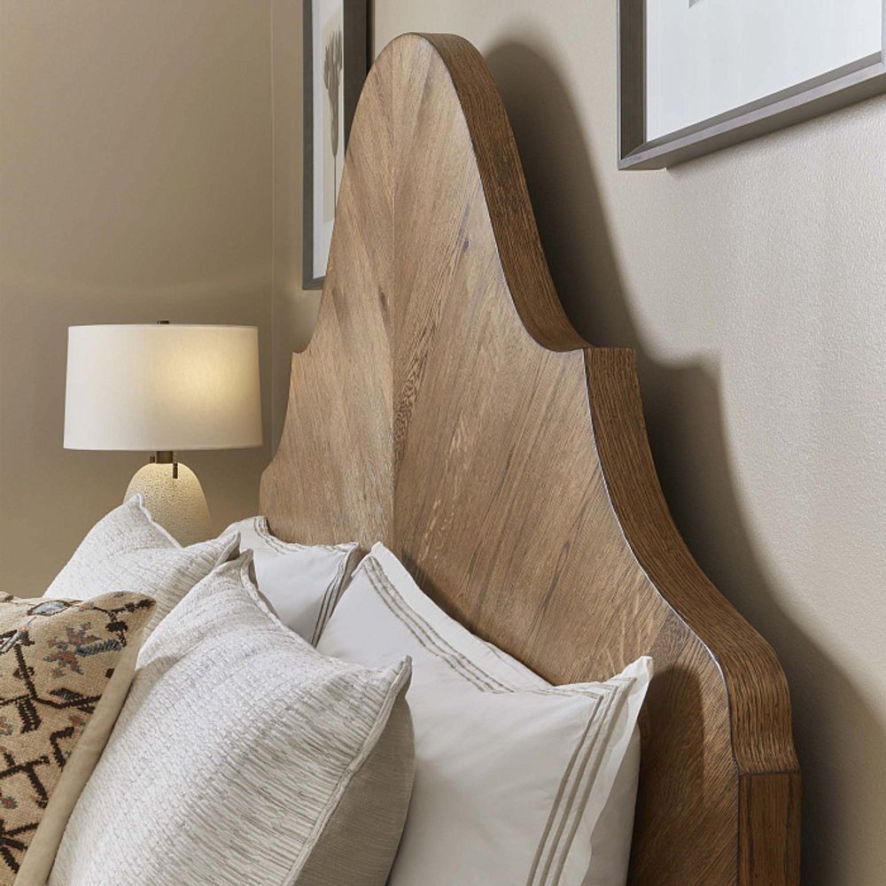 Кровать с деревянным изголовьем "Нова"