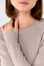 Лонгслив приталенный с рельефом