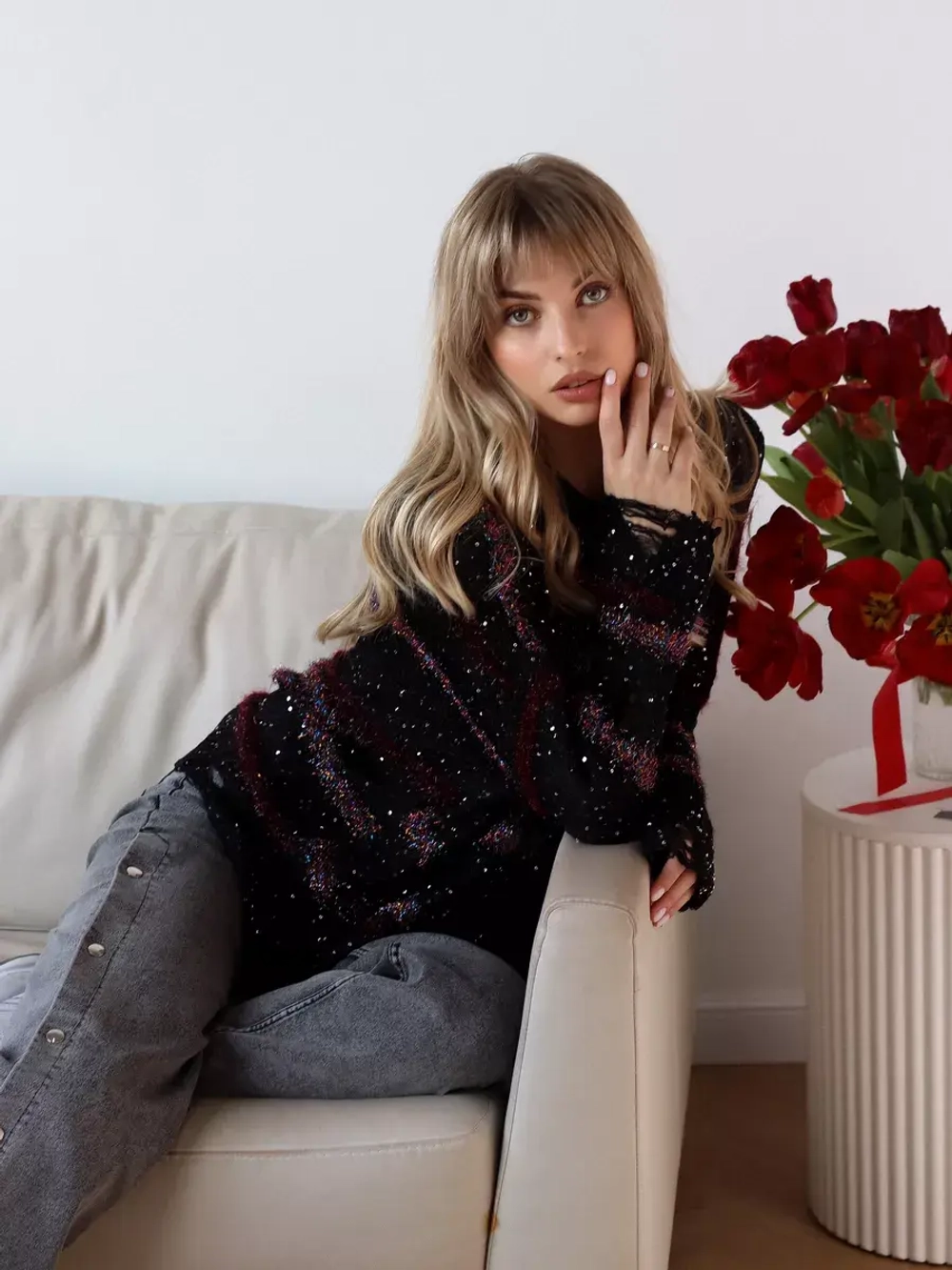 Свитер рваный паутинка