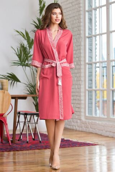 Халат средней длины Laura (Размер: M-L) (Цвет: красный)