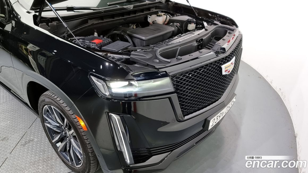 Cadillac Escalade 5 Generation 6.2 ESV (06.2023)