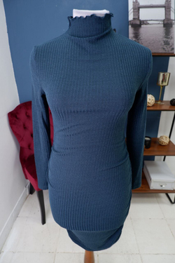 Платье Shein в рубчик 44/46 размер