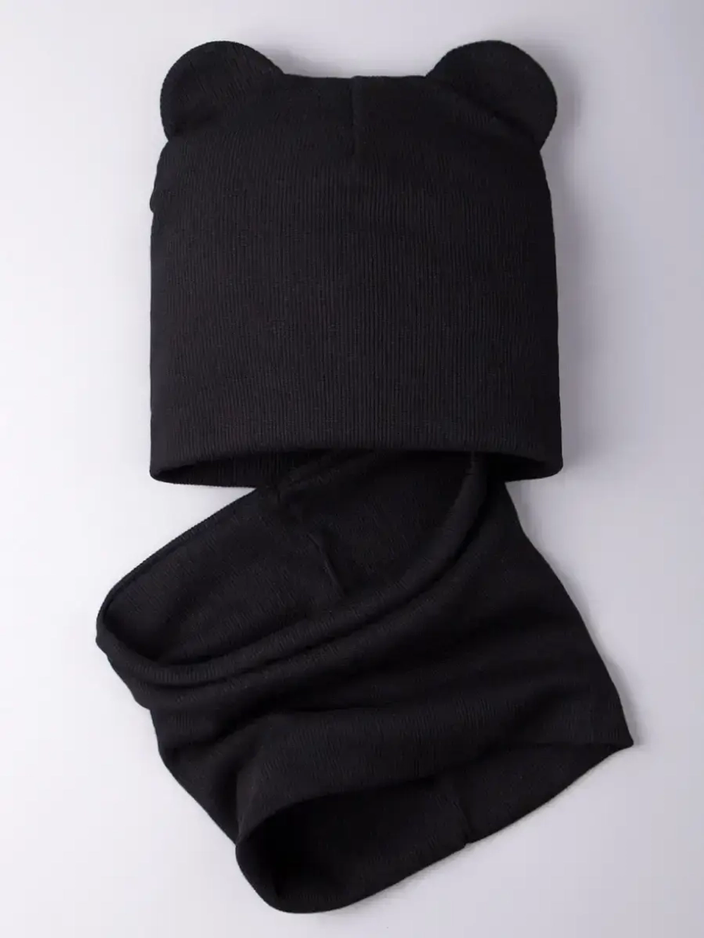 Шапка с ушками для малышей и снуд на осень