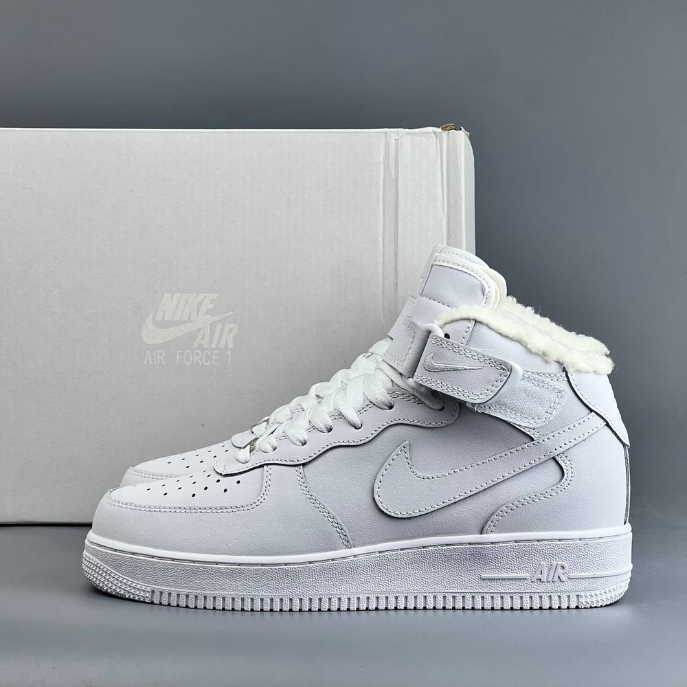 Кроссовки Nike Air Force 1 с мехом #452 (бел.)