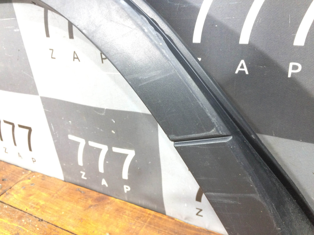 Накладка крыла заднего правого Ford Explorer 5 10-19 Б/У Оригинал FB5378291C20AAW