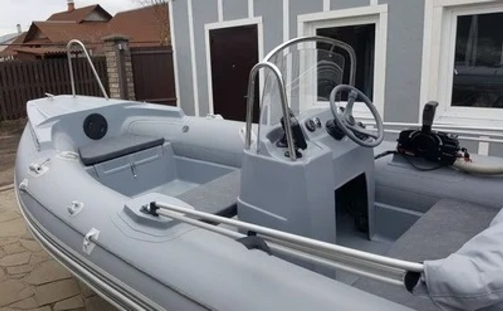Лодка РИБ SKYBOAT SB 460R