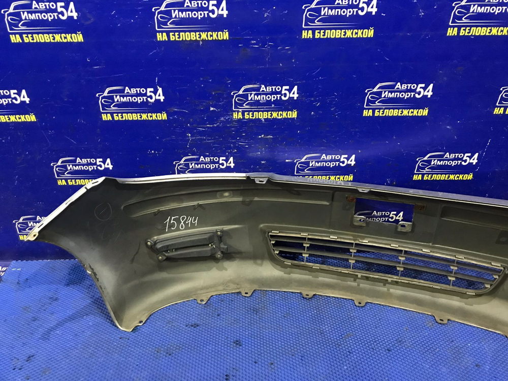 Бампер передний MITSUBISHI COLT 2002-2004