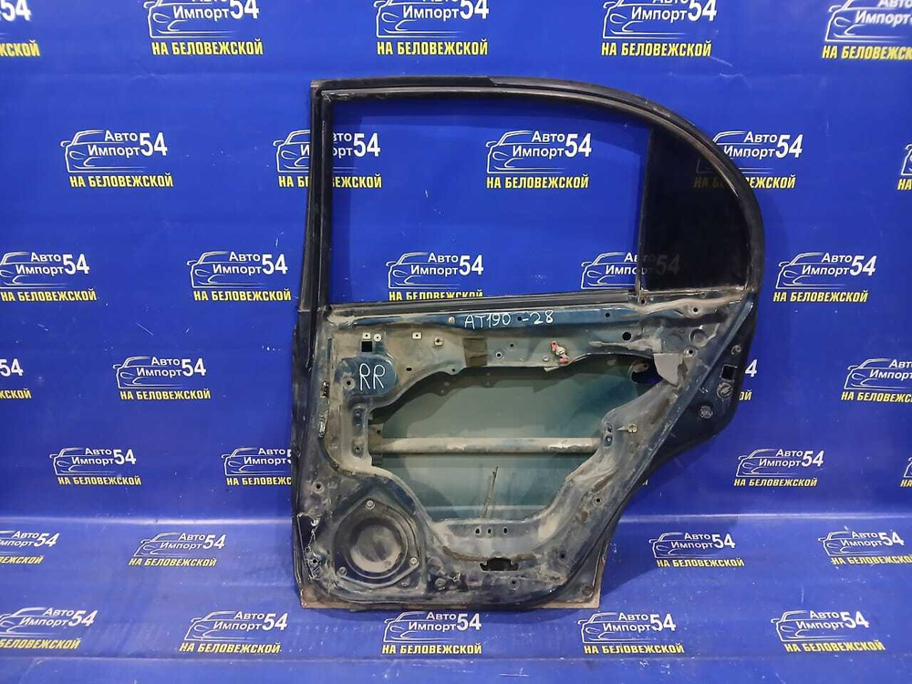 Дверь задняя правая TOYOTA CARINA E 1992