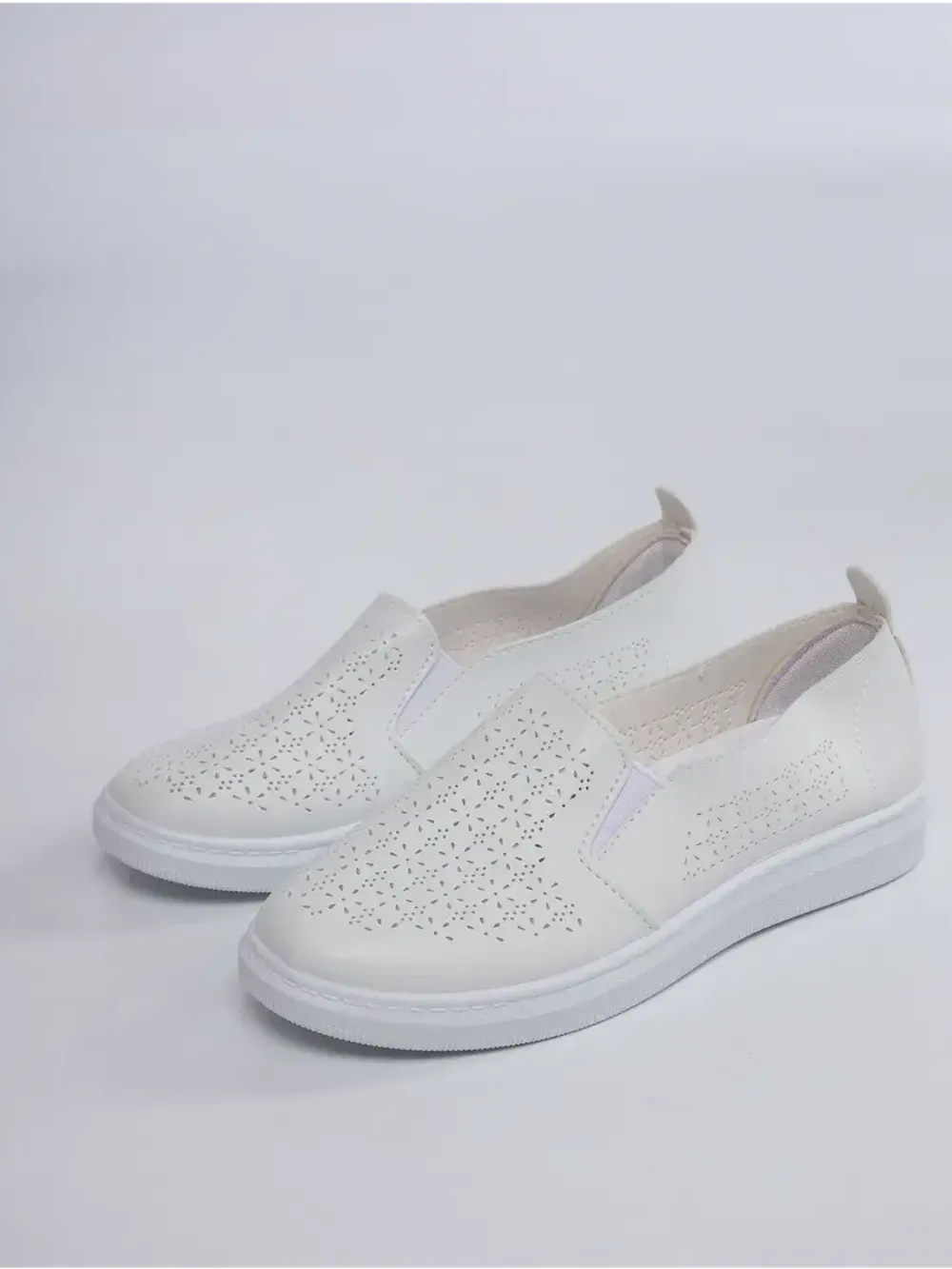 Мокасины летние с перфорацией