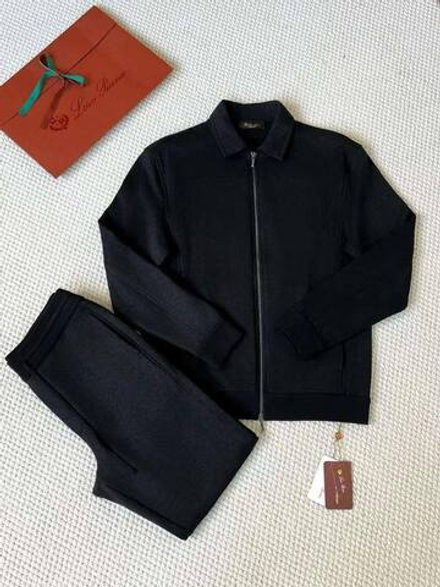 Прогулочный костюм Loro Piana