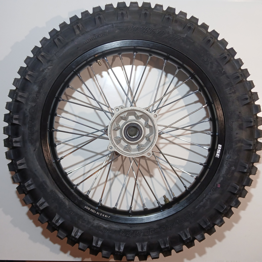 Колесо заднее в сборе(обод+камера +покрышка 120/90-18") мотоцикл BSE Z5 21/18 Storm