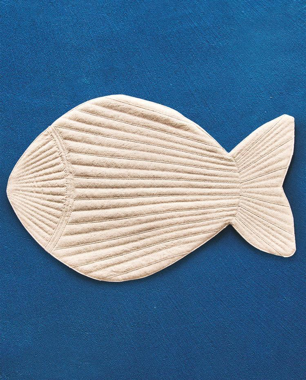 ZARA HOME ПОДСТАВКА ПОД СТОЛОВЫЕ ПРИБОРЫ В ФОРМЕ РЫБЫ, СВЕТЛО-БЕЖЕВЫЙ