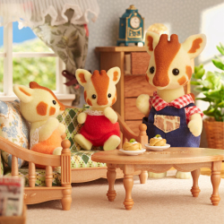 Sylvanian Families - Семейство длинношеих жирафов 5639 / артикул   5639  / GTIN 5054131056394
