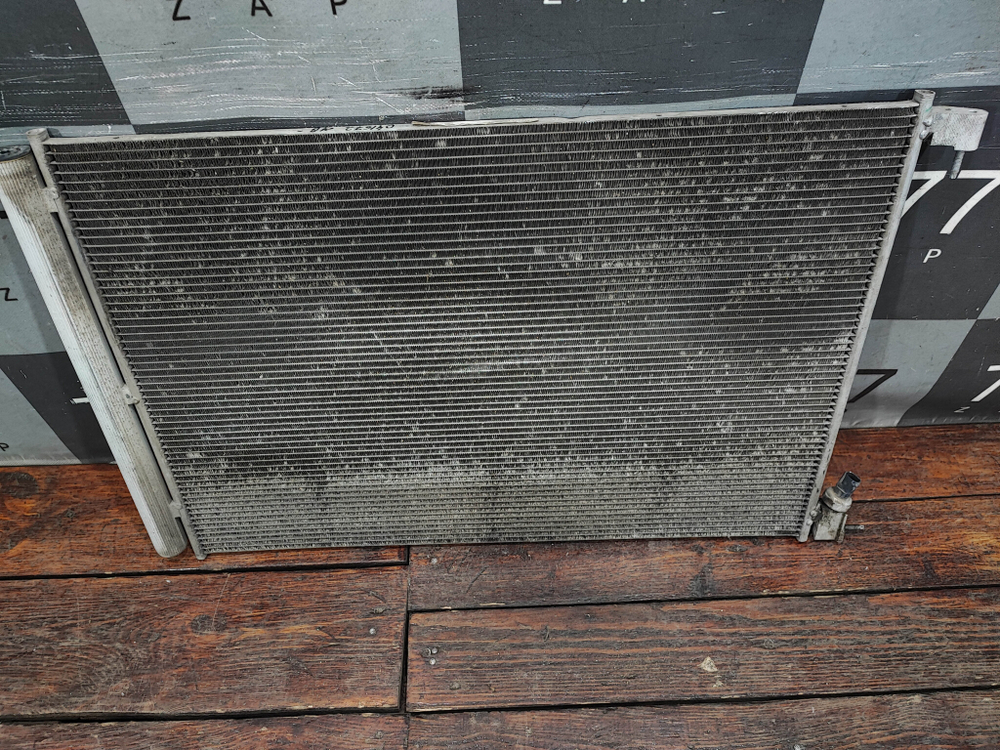 Радиатор кондиционера Mercedes C-Class (W205)  Б/У Оригинал A0995000454