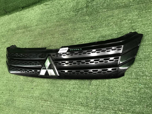 Решетка радиатора Mitsubishi Eclipse Cross (20-нв)