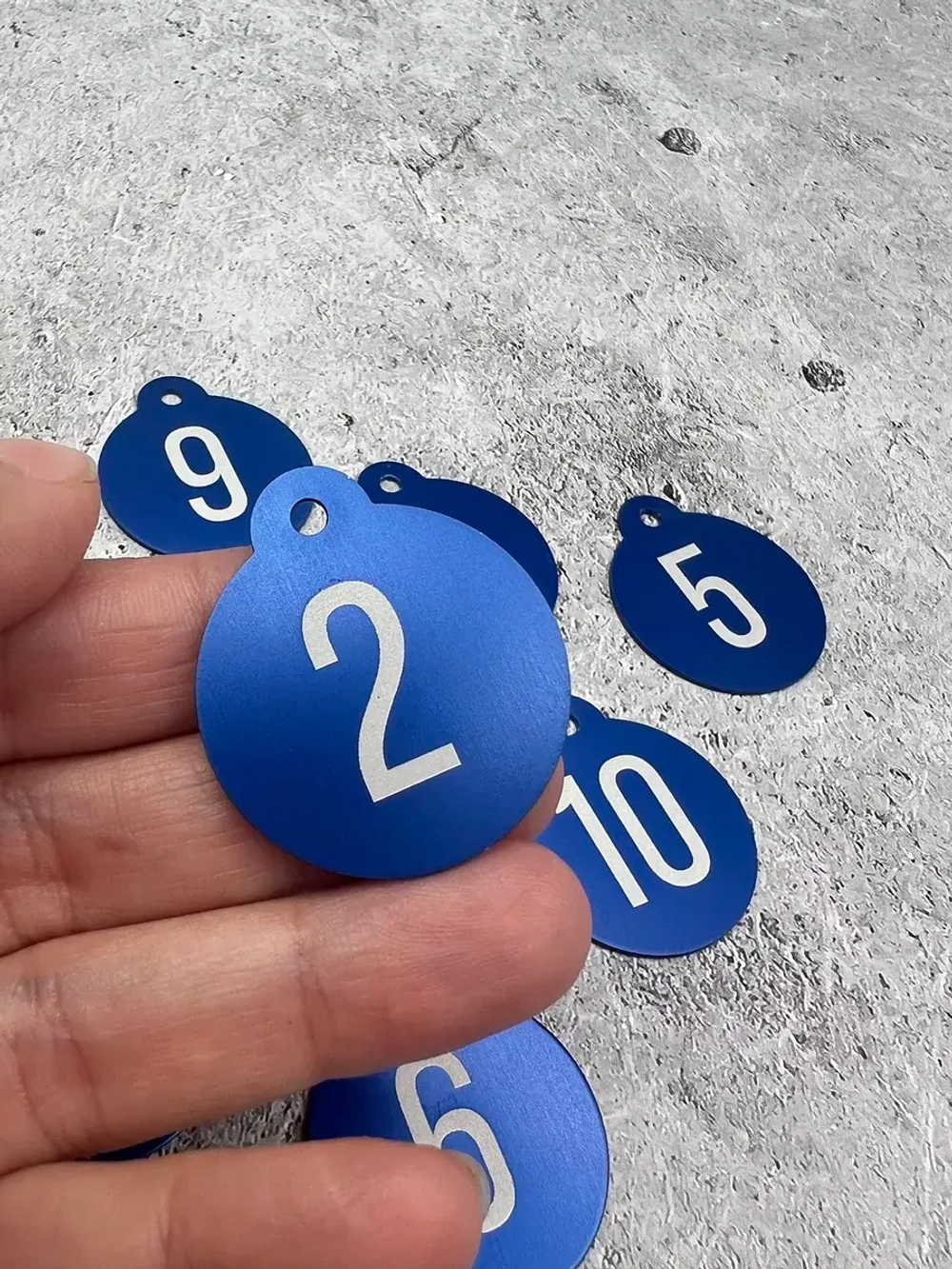 Номерки на ключи, металл под заказ