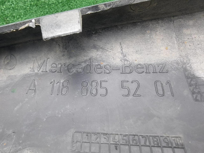 Накладка переднего бампера Mercedes CLA C118 19-23