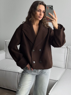 Пальто двубортное, укороченное