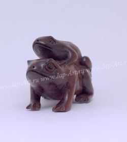 Нэцкэ Жаба на жабе