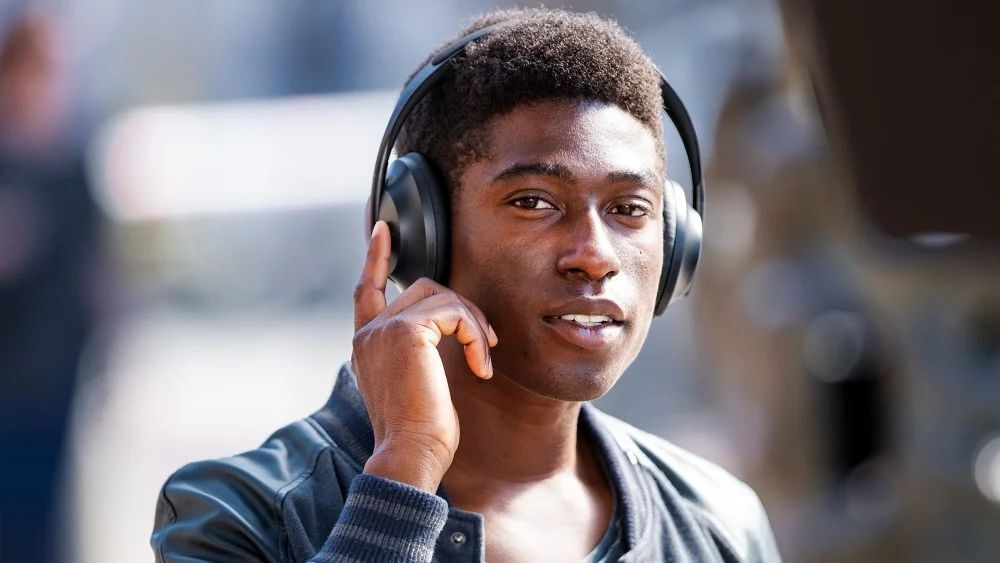 Беспроводные наушники Bose NOISE CANCELLING HDPHS 700